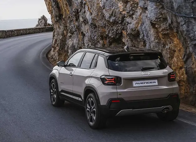 Amplitude-Auto-Jeep-Avenger